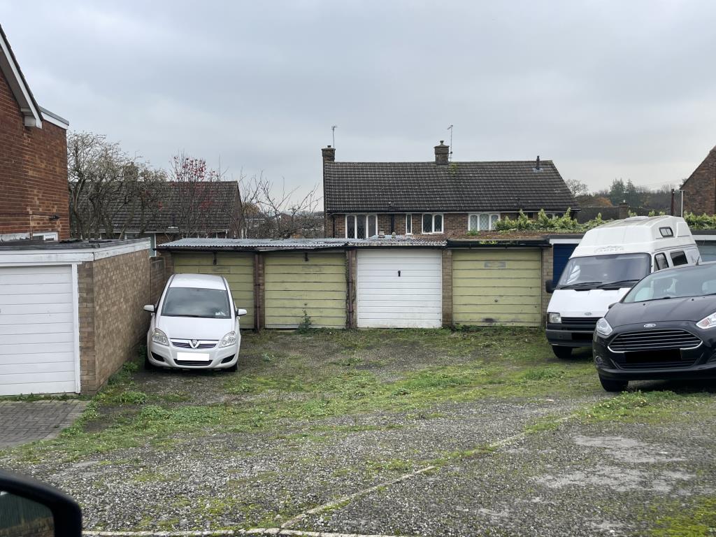 Lot: 81 - FOUR GARAGES IN RESIDENTIAL AREA -